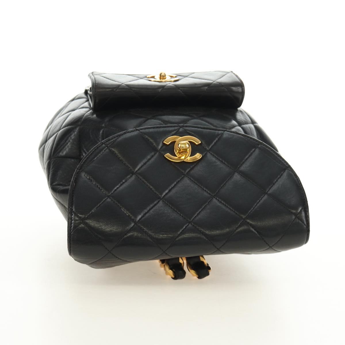 CHANEL Matelasse Chain Backpack Lamb Skin Gold Black CC Auth 189831SV