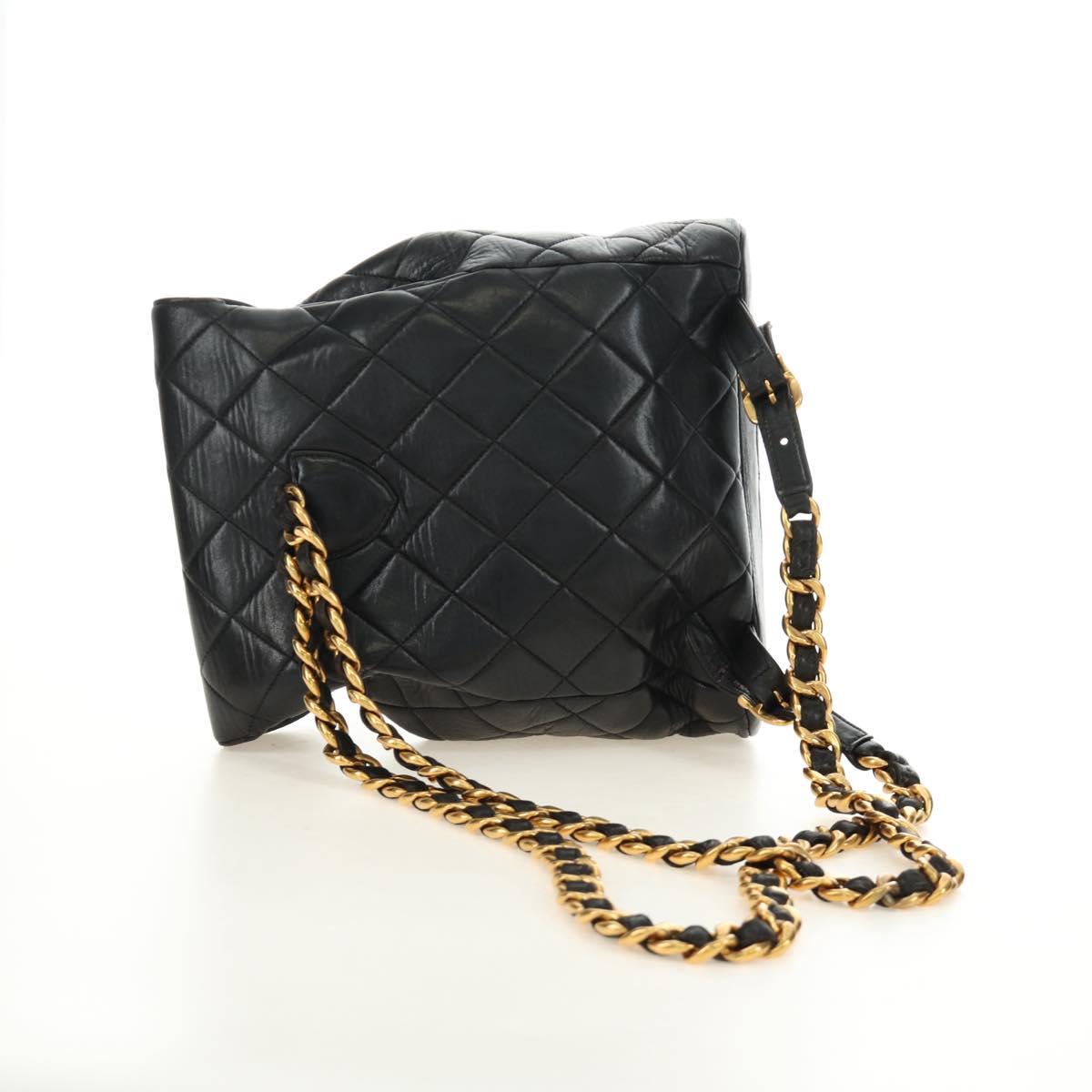 CHANEL Matelasse Chain Backpack Lamb Skin Gold Black CC Auth 189831SV