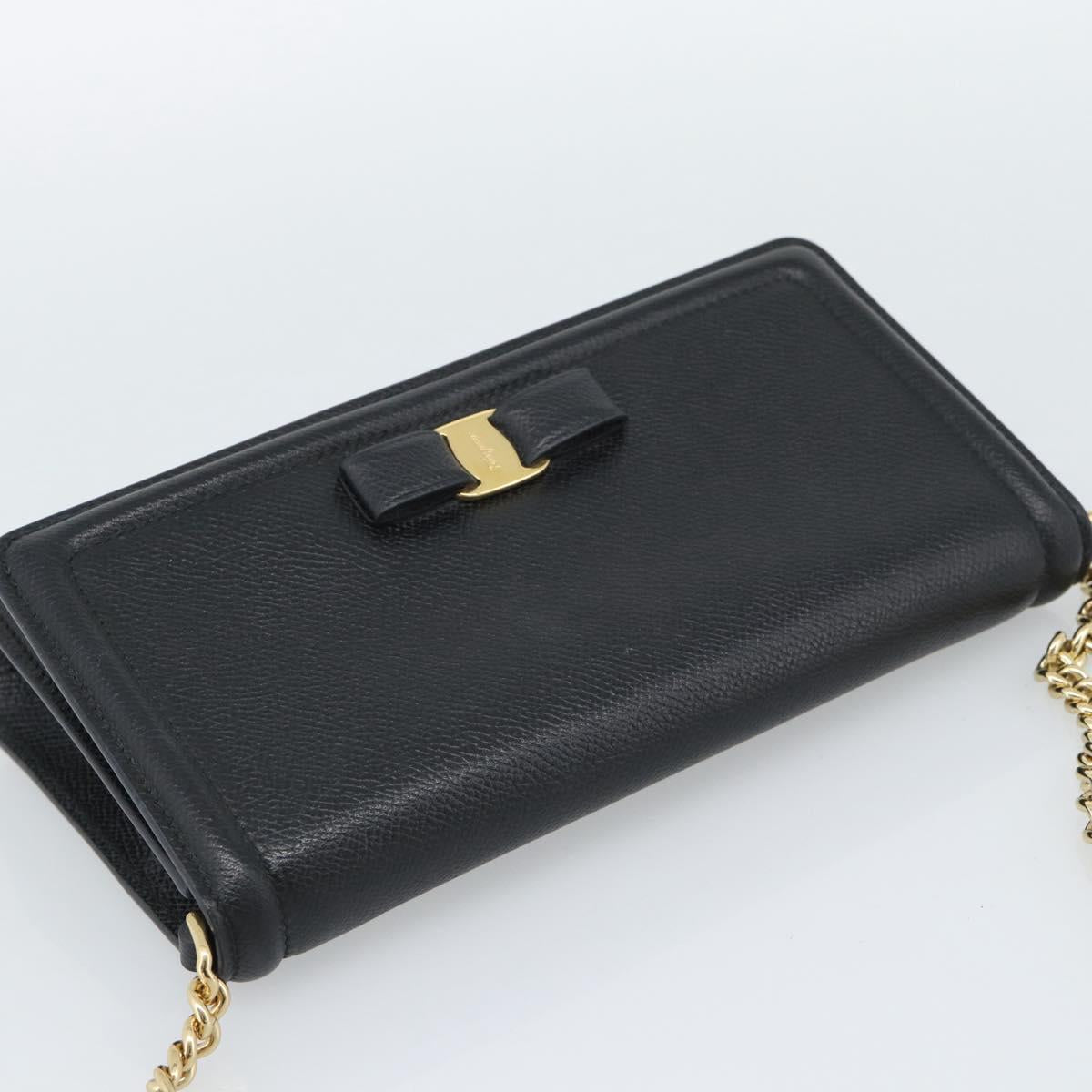 Salvatore Ferragamo Vala Chain Shoulder Bag Leather Black Gold Auth 189851A