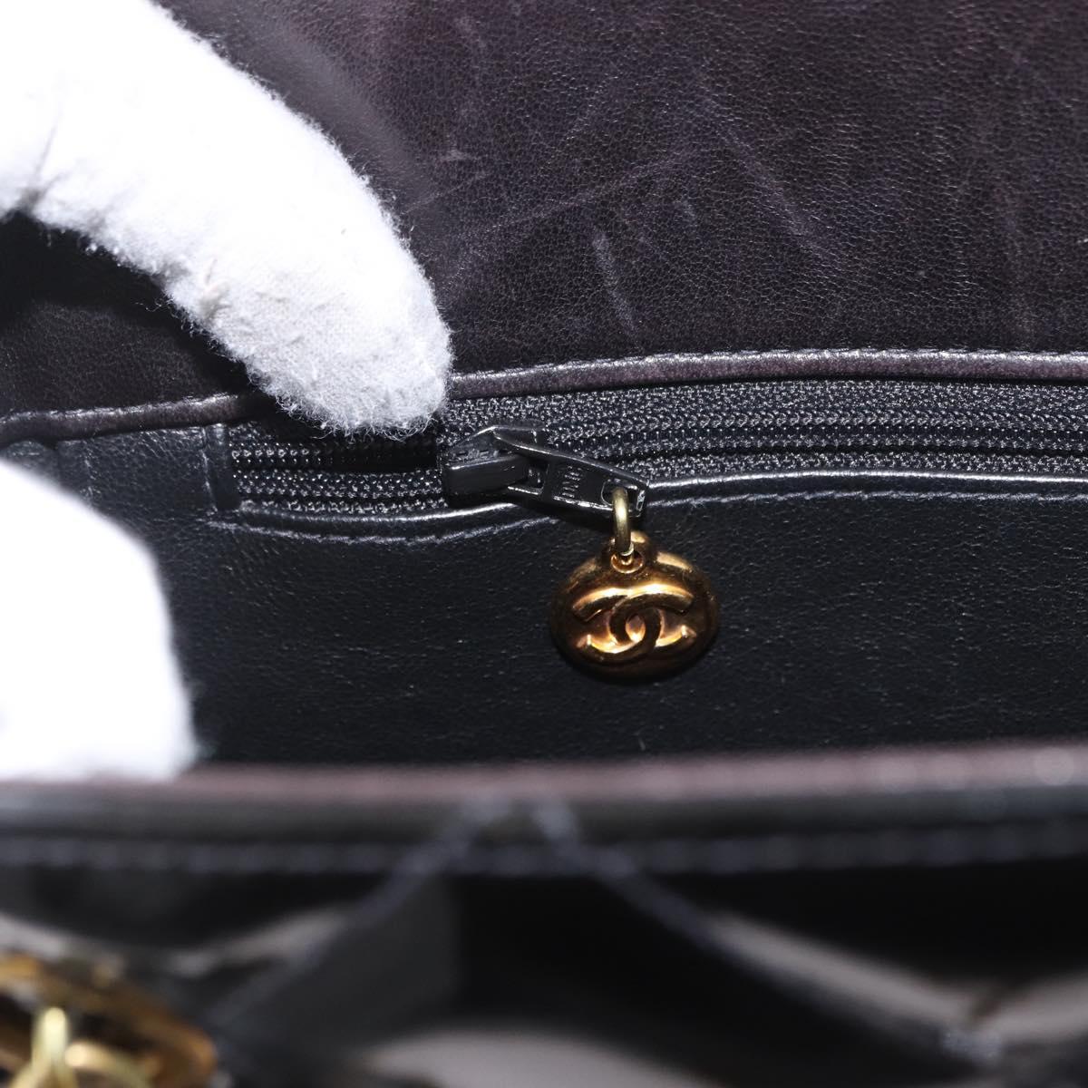 CHANEL Matelasse Chain Tote Bag Patent leather Black Gold CC Auth 189891A