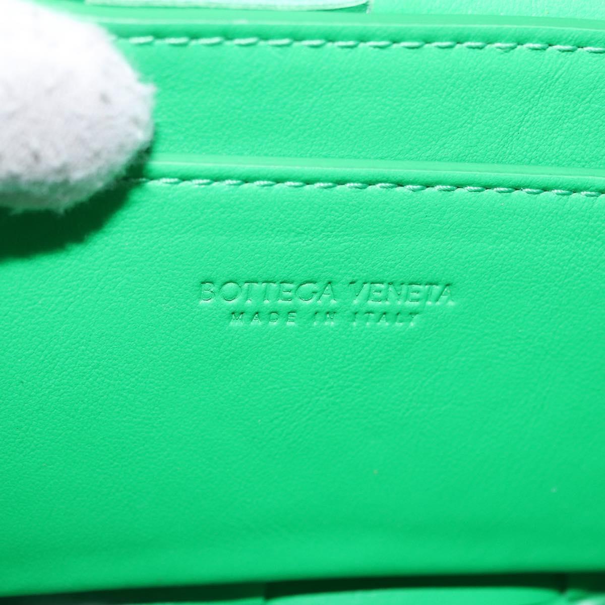 BOTTEGA VENETA MAXI INTRECCIATO Cassette Waist bag Leather Green Auth 189892M