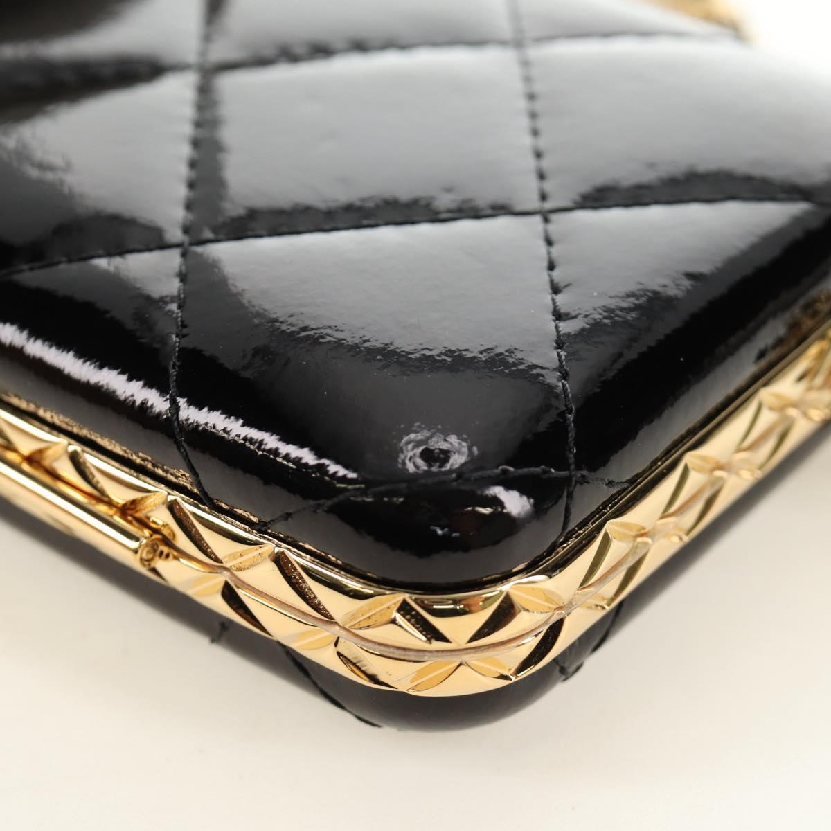 CHANEL Matelasse Chain Shoulder Pouch Patent leather Black CC Auth 190043SAM