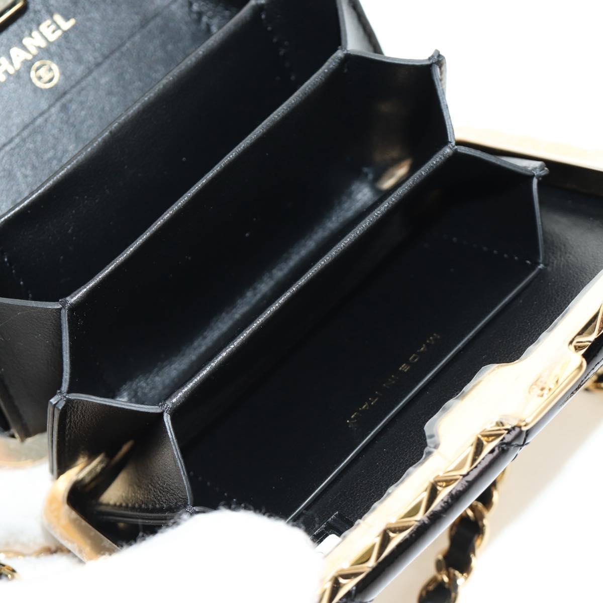 CHANEL Matelasse Chain Shoulder Pouch Patent leather Black CC Auth 190043SAM