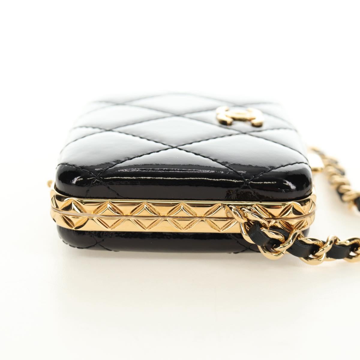 CHANEL Matelasse Chain Shoulder Pouch Patent leather Black CC Auth 190043SAM