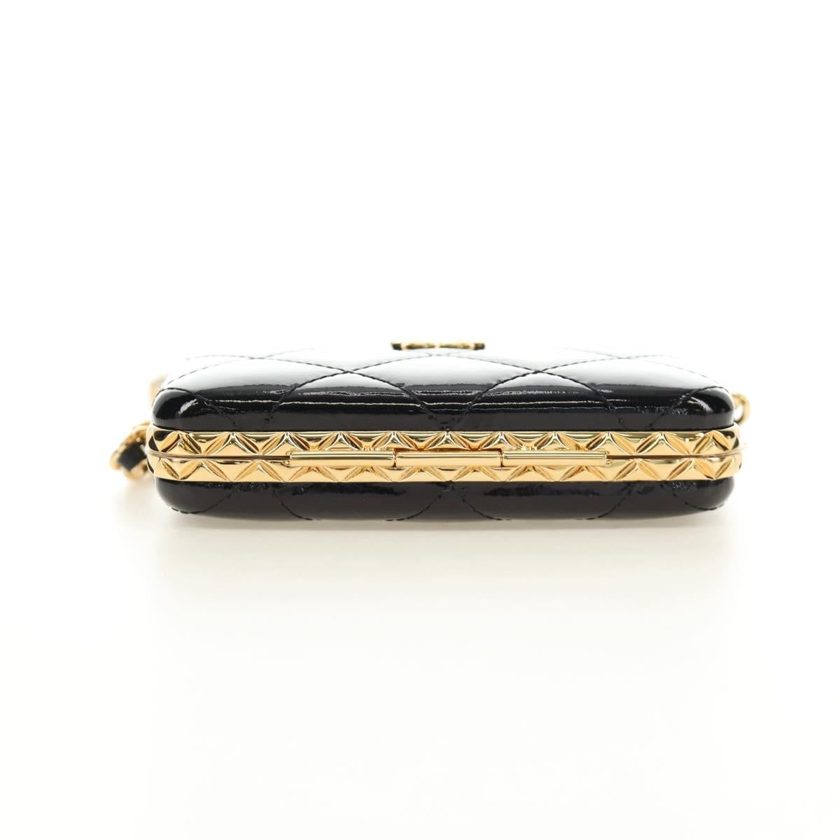 CHANEL Matelasse Chain Shoulder Pouch Patent leather Black CC Auth 190043SAM