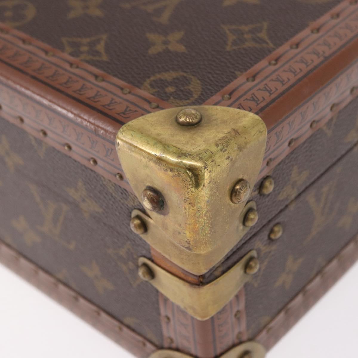 LOUIS VUITTON Monogram Cotville 30 Trunk LV Auth 190055V