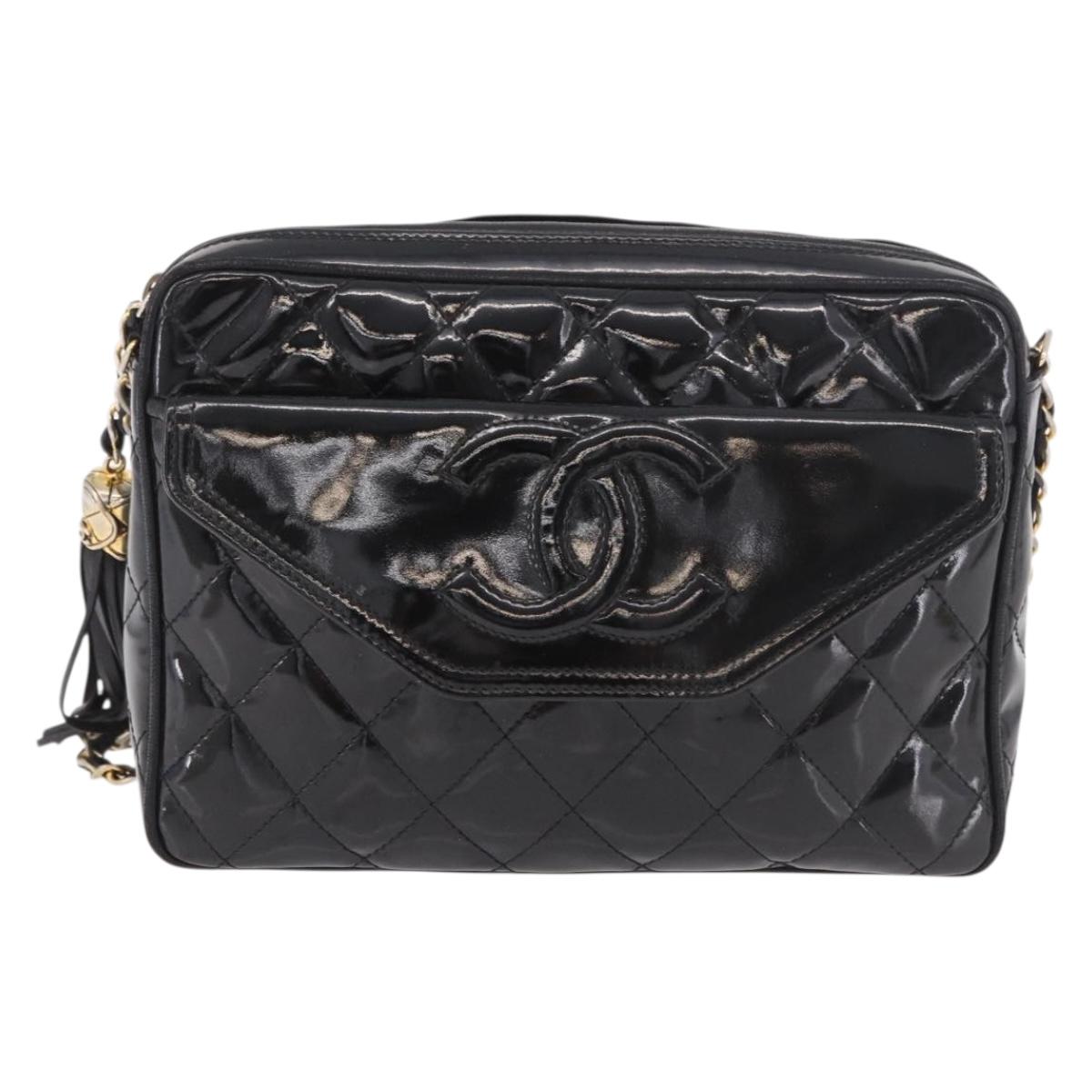 CHANEL Matelasse Chain Shoulder Bag Patent leather Black Gold CC Auth 190111A