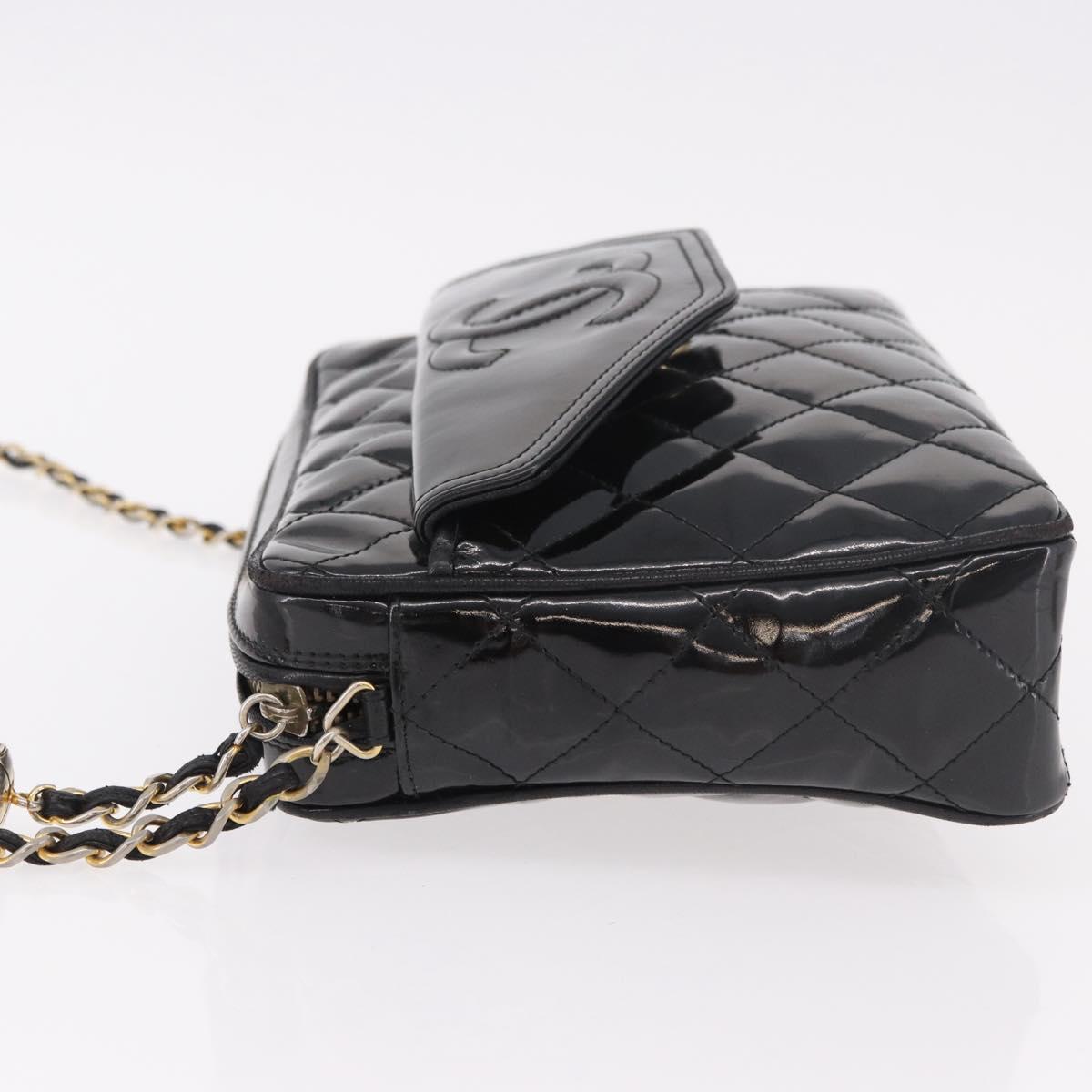 CHANEL Matelasse Chain Shoulder Bag Patent leather Black Gold CC Auth 190111A