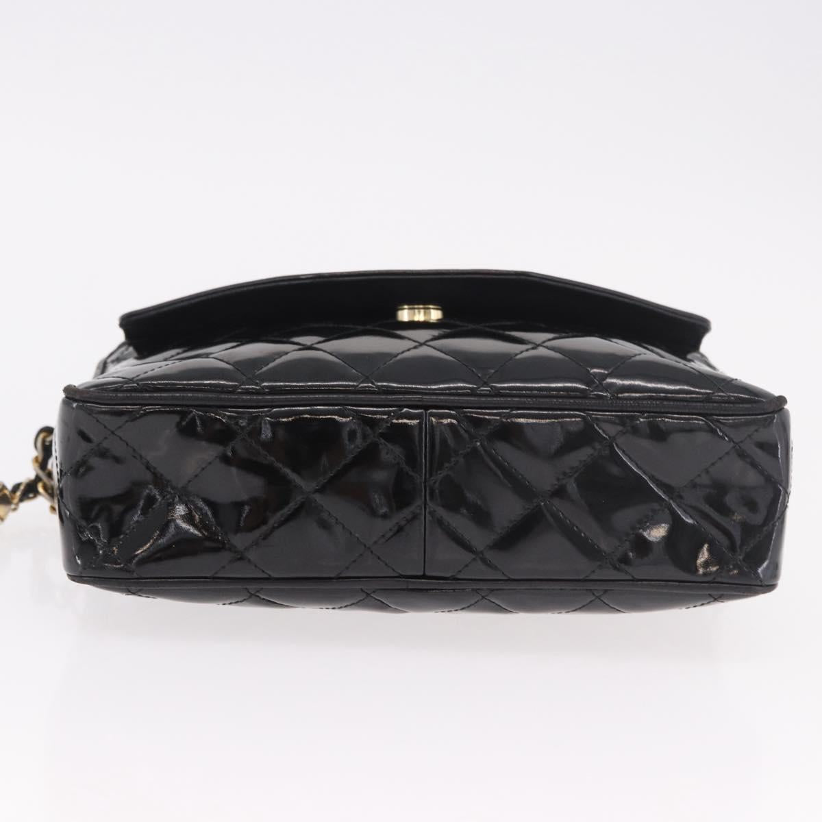 CHANEL Matelasse Chain Shoulder Bag Patent leather Black Gold CC Auth 190111A