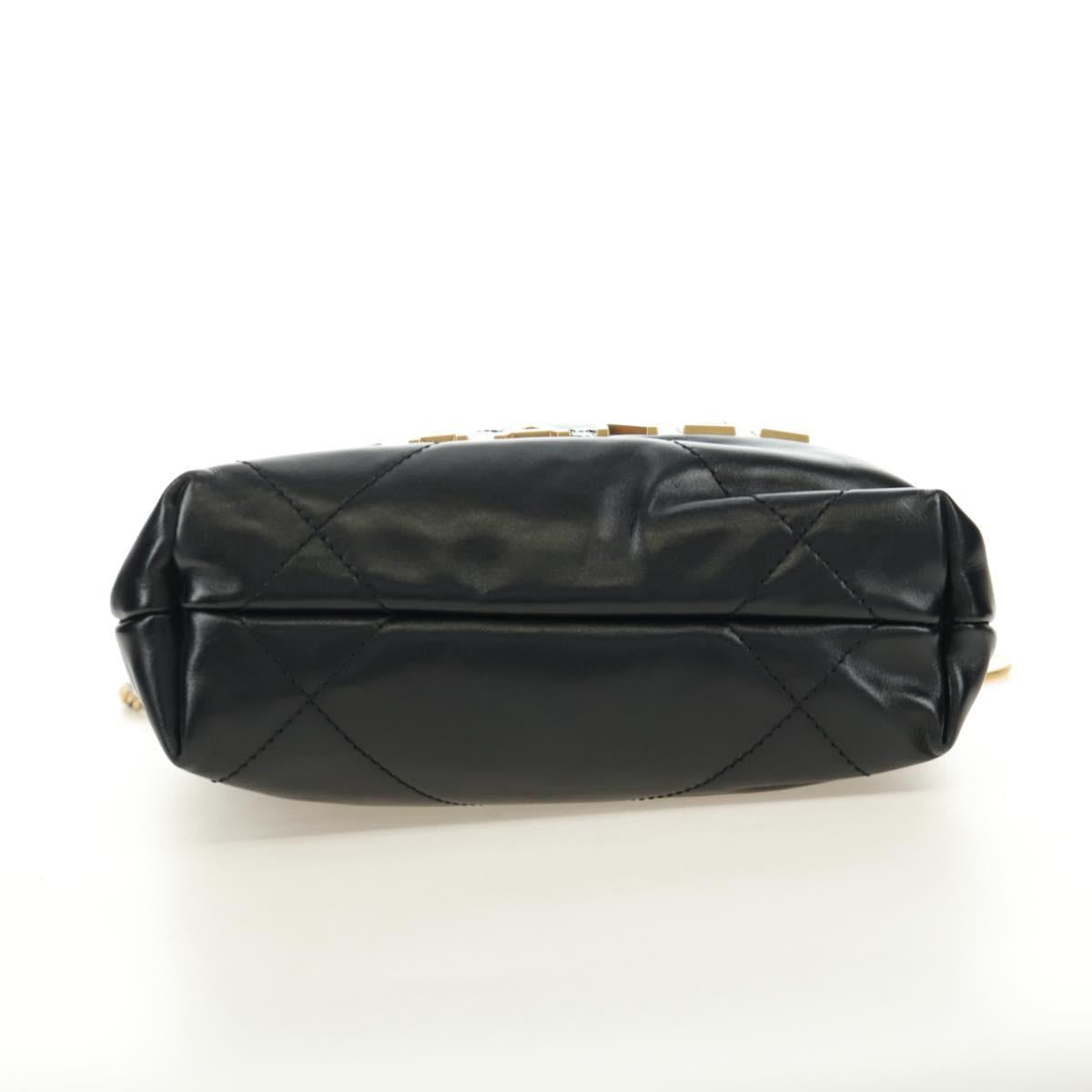CHANEL CHANEL22 Chain Hand Bag Lamb Skin Black Gold CC Auth 190198SAM