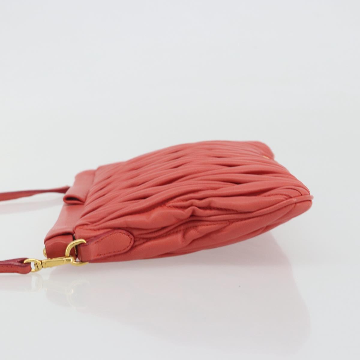 Miu Miu Matelasse Shoulder Bag Leather Red Gold Auth 190348A