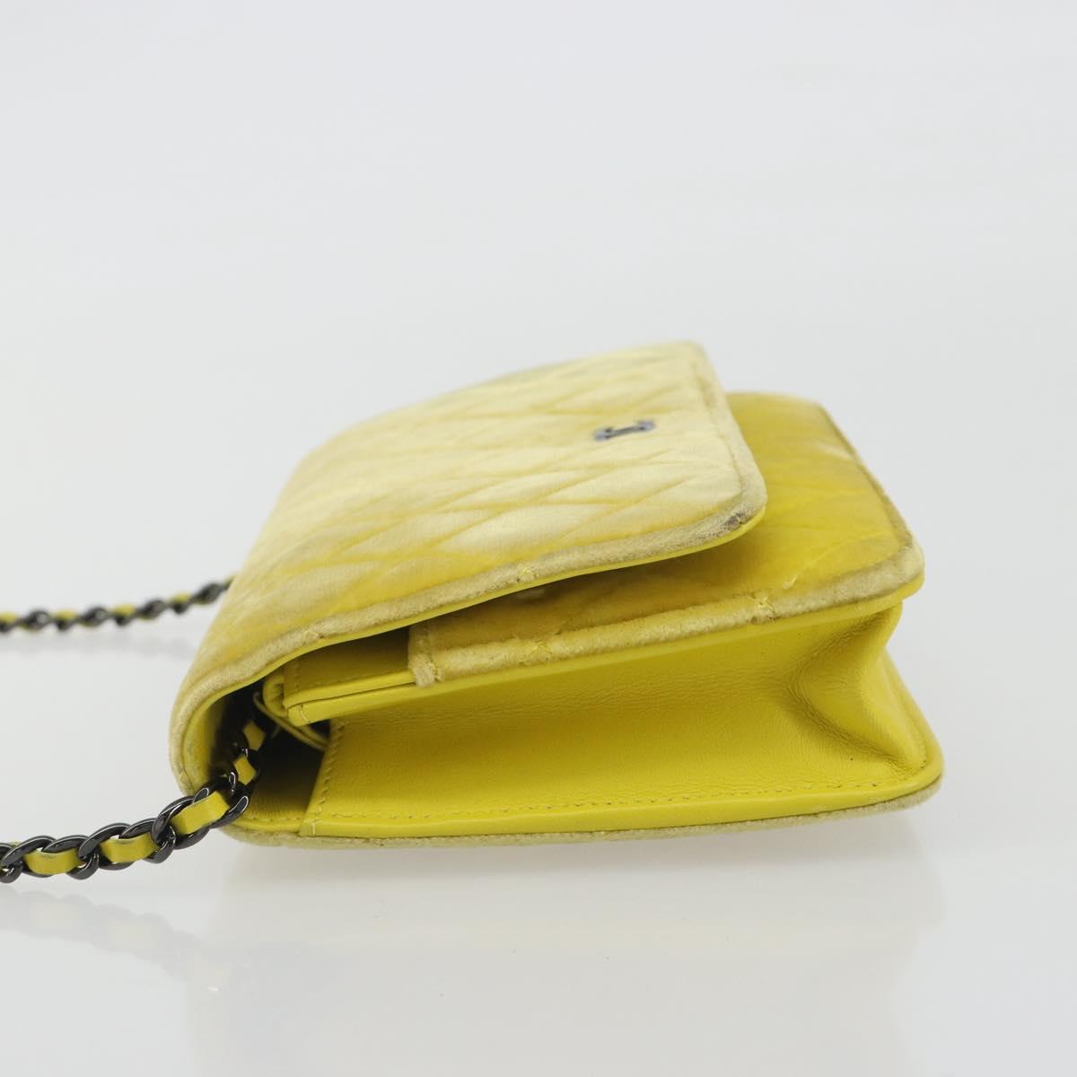 CHANEL Matelasse Chain Shoulder Bag Velor Yellow Silver CC Auth 190362A