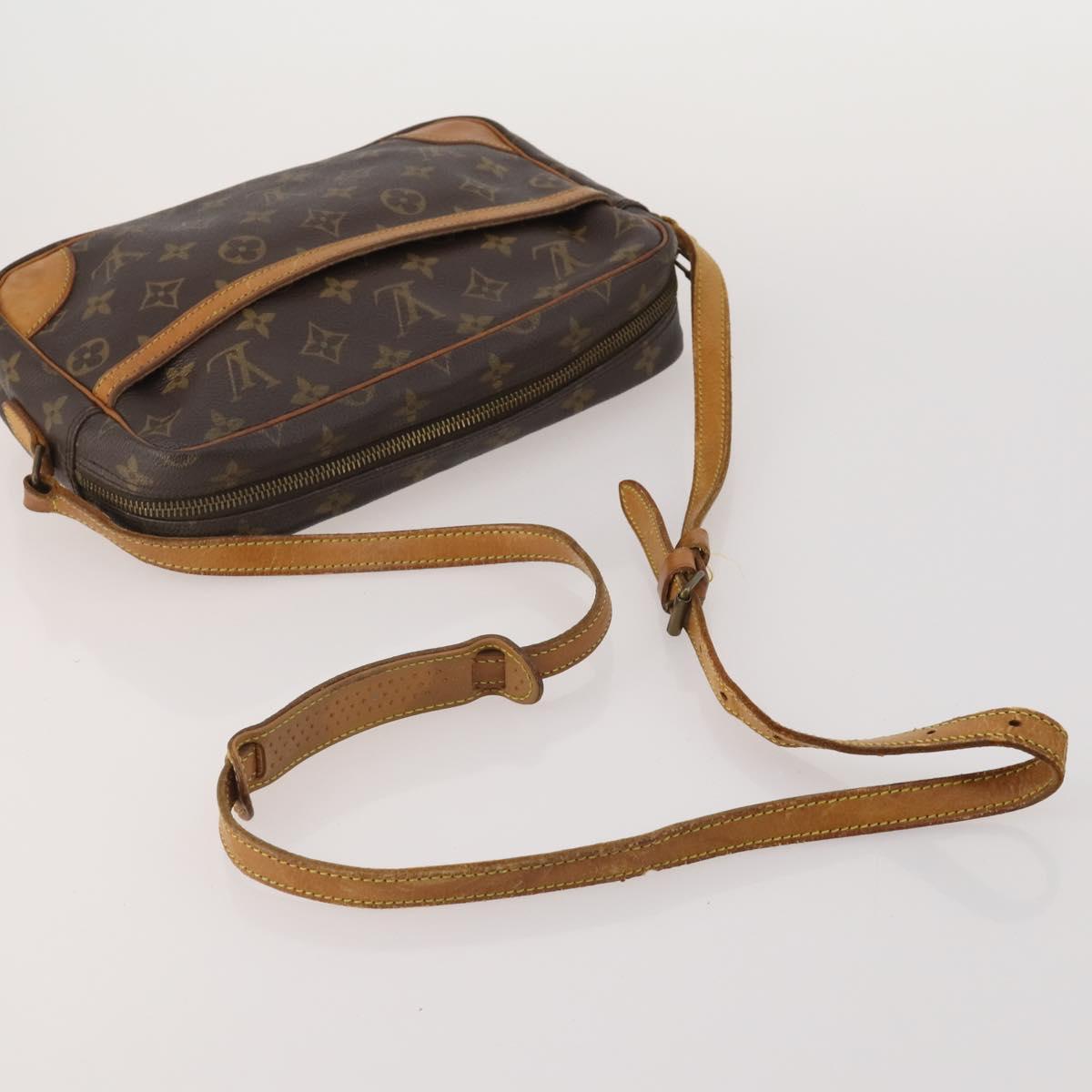 LOUIS VUITTON Monogram Shoulder Bag 2 Set LV Auth 190371