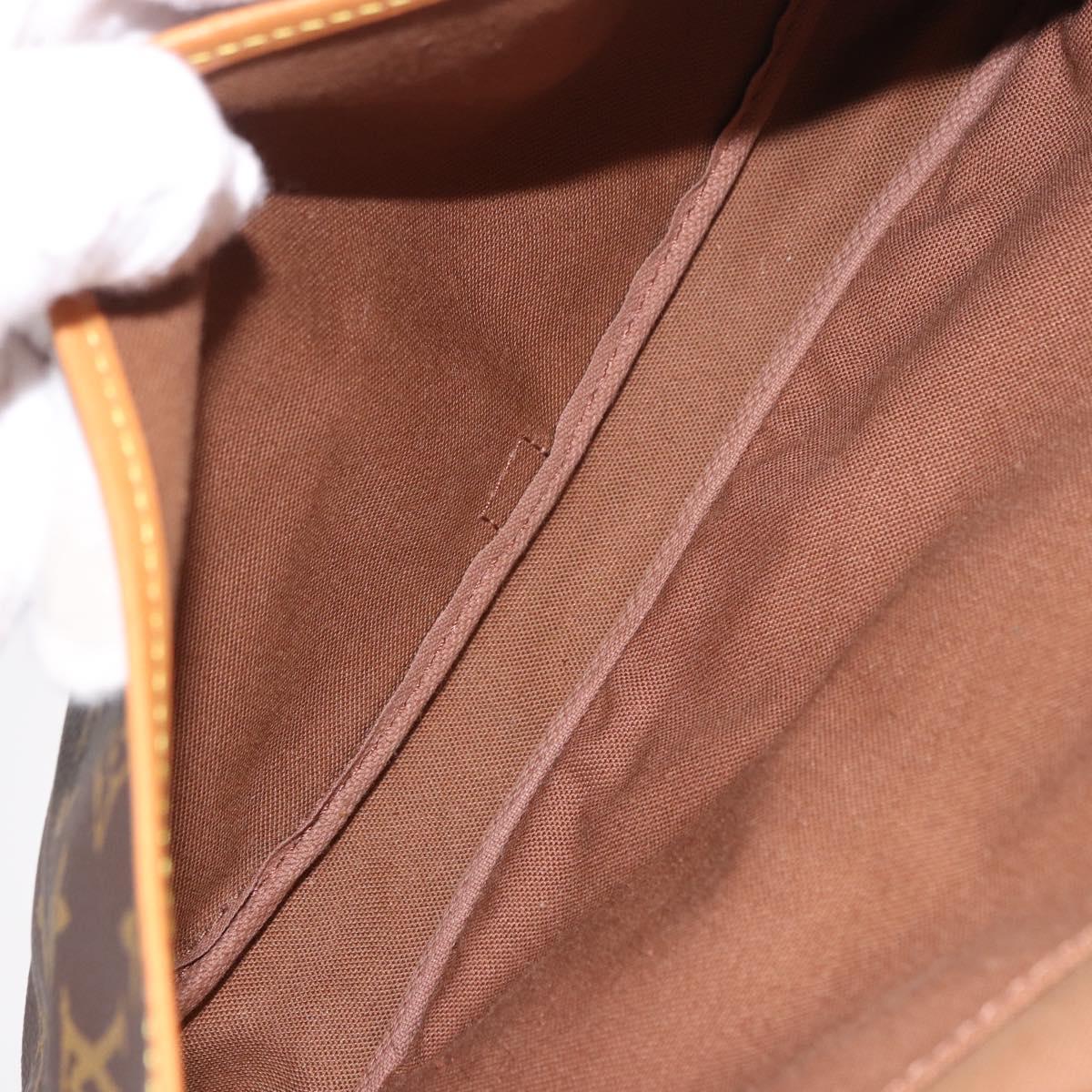 LOUIS VUITTON Monogram Saumur 30 Shoulder Bag M42256 LV Auth 190437A
