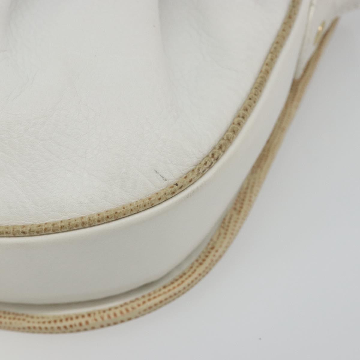 CELINE Horse Carriage Shoulder Bag Leather White Gold Auth 190525A