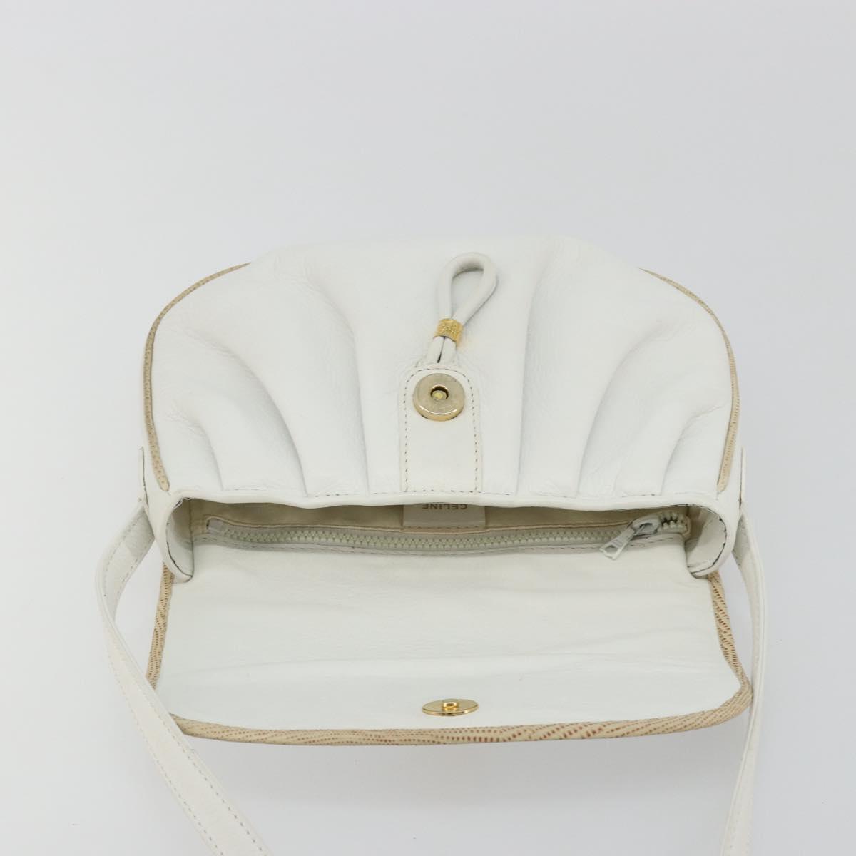 CELINE Horse Carriage Shoulder Bag Leather White Gold Auth 190525A