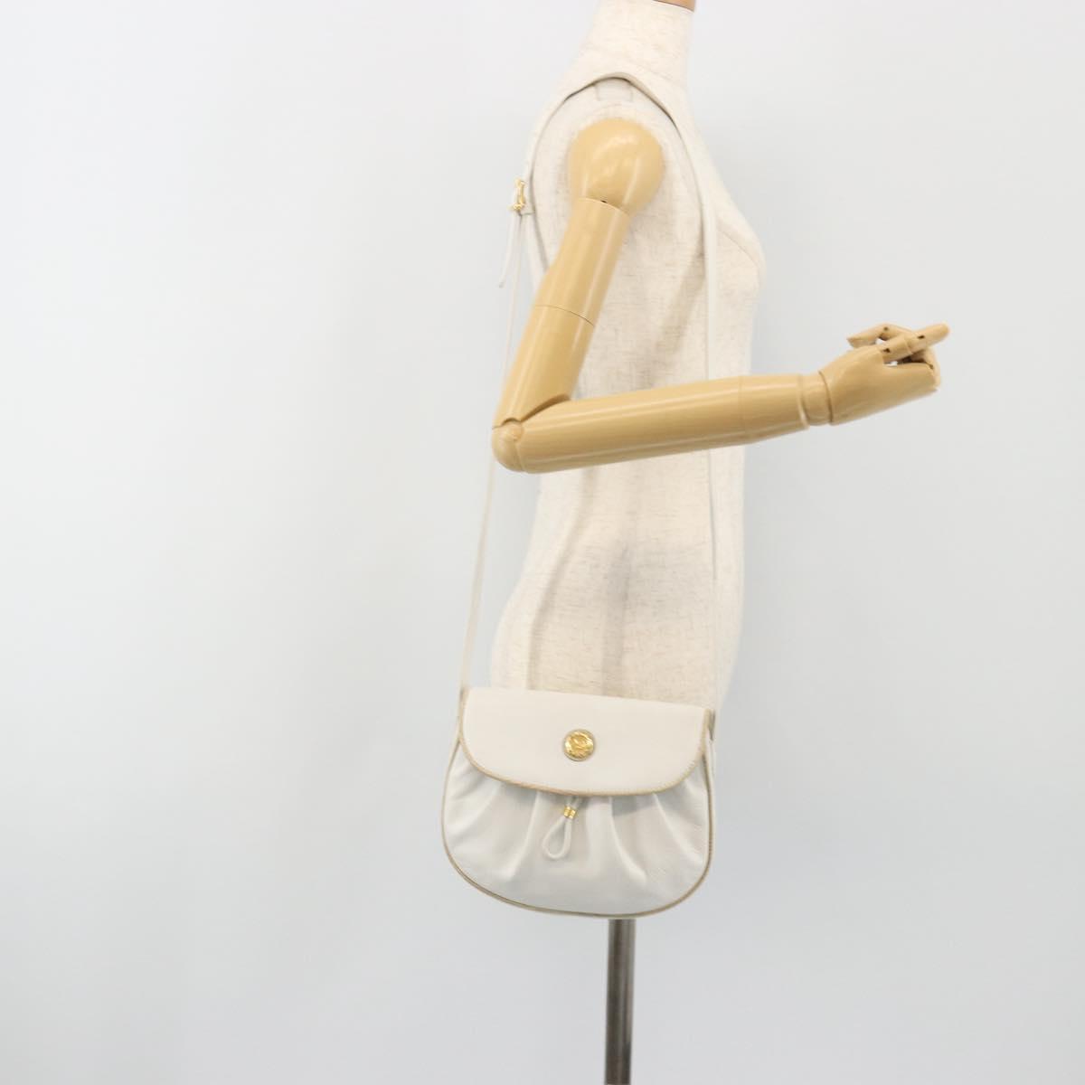 CELINE Horse Carriage Shoulder Bag Leather White Gold Auth 190525A