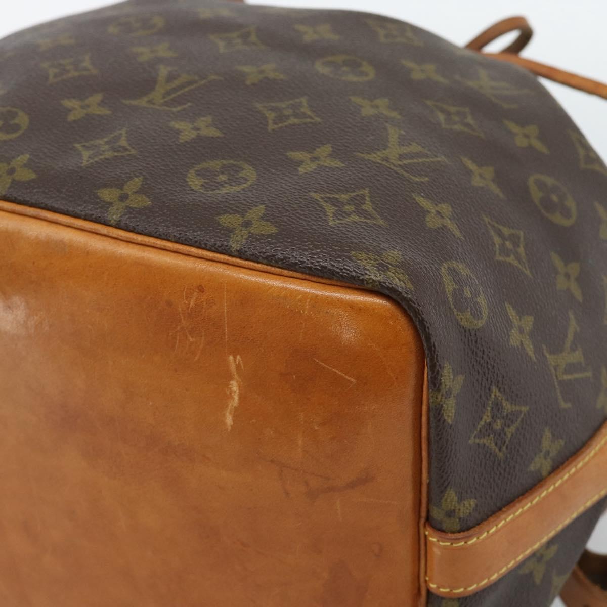 LOUIS VUITTON Monogram Petit Noe Shoulder Bag M42226 LV Auth 190645A