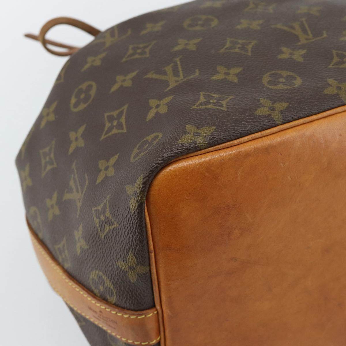 LOUIS VUITTON Monogram Petit Noe Shoulder Bag M42226 LV Auth 190645A