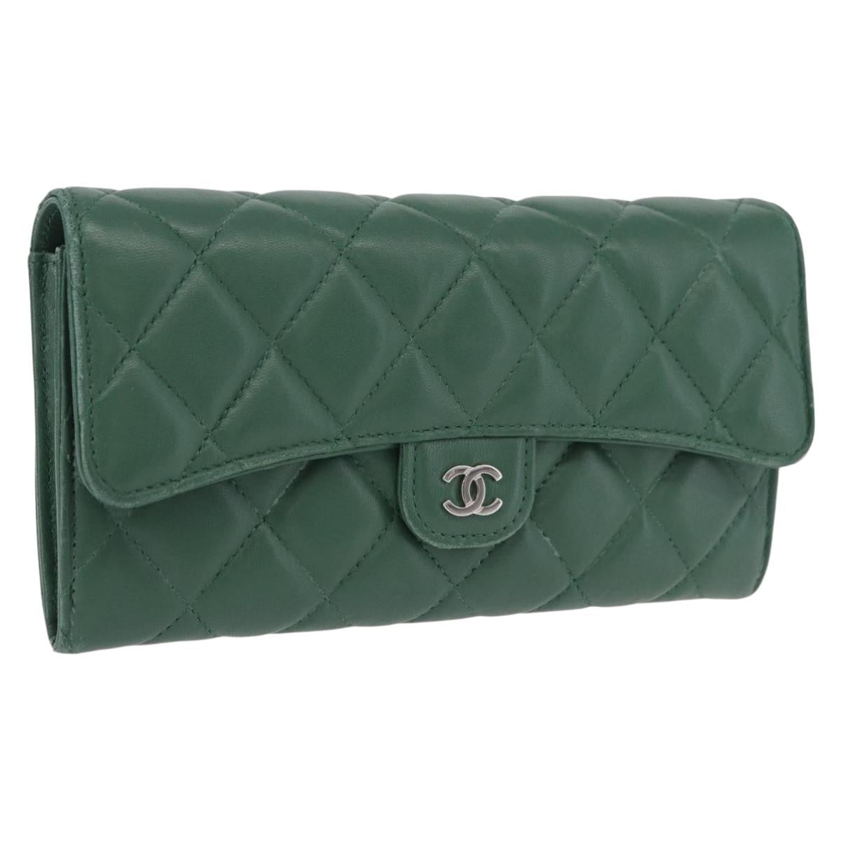 CHANEL Matelasse Long Wallet Lamb Skin Green Silver CC Auth 190682M