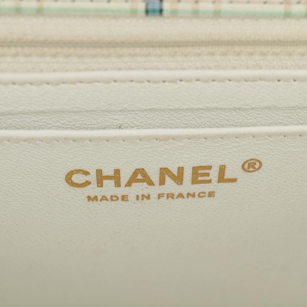 CHANEL Matelasse 20 Chain Shoulder Bag Leather White Gold CC Auth 190689SAM