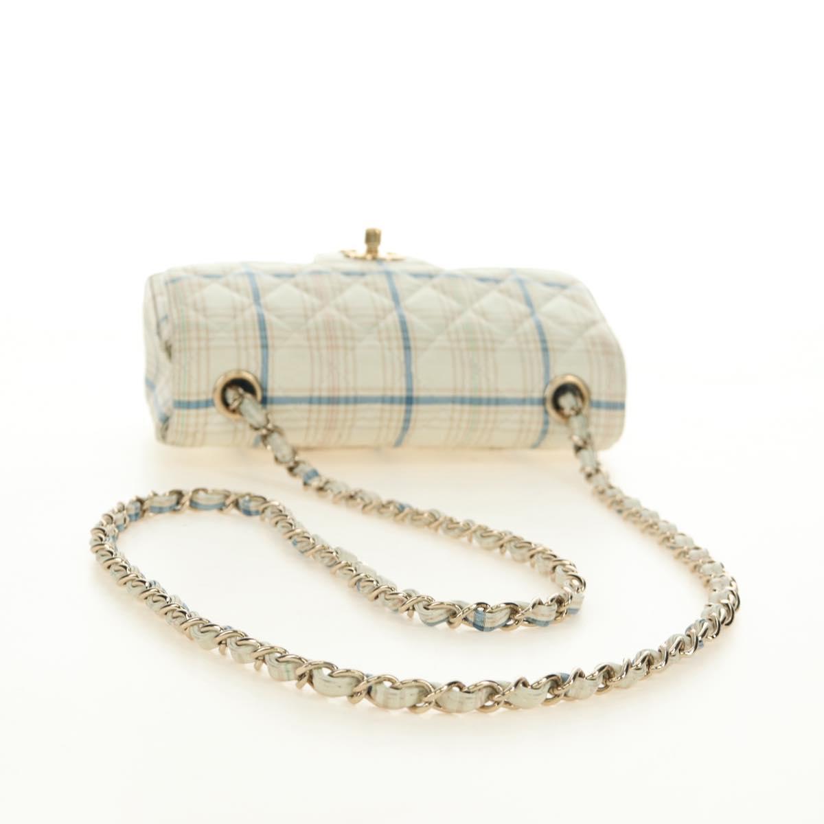 CHANEL Matelasse 20 Chain Shoulder Bag Leather White Gold CC Auth 190689SAM