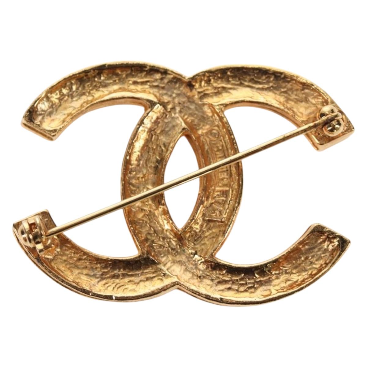 CHANEL COCO Mark Brooch Metal Gold Tone CC Auth 190723M