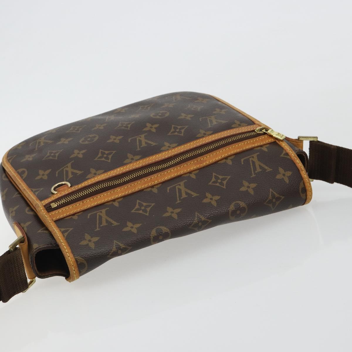 LOUIS VUITTON Monogram Messenger Bosphore PM Shoulder Bag M40106 LV Auth 190837