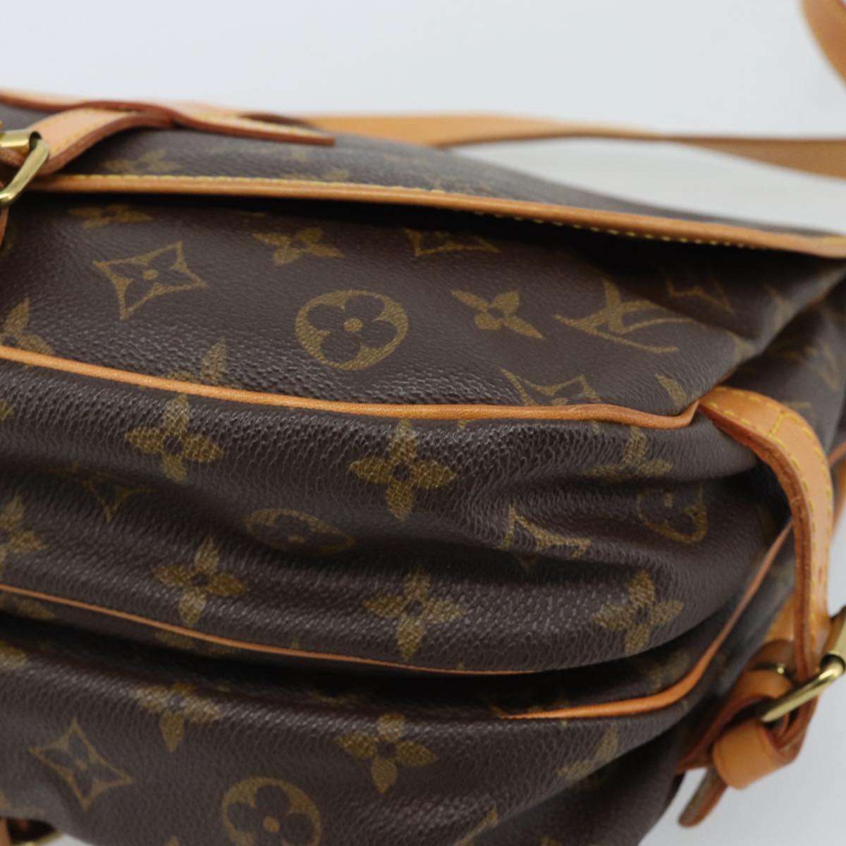 LOUIS VUITTON Monogram Saumur 30 Shoulder Bag M42256 LV Auth 190846V