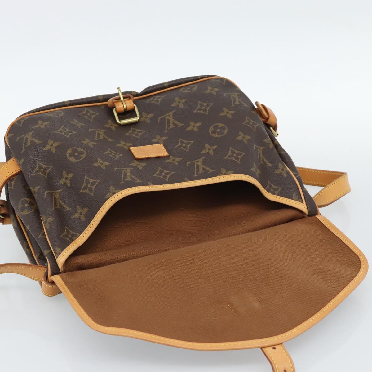 LOUIS VUITTON Monogram Saumur 30 Shoulder Bag M42256 LV Auth 190846V