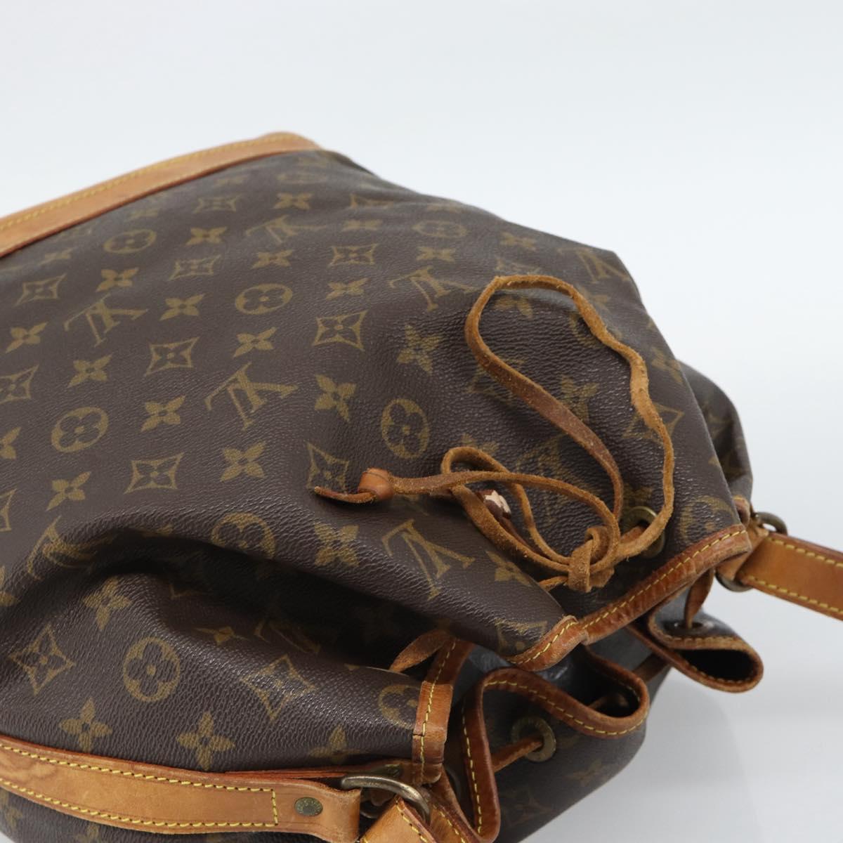 LOUIS VUITTON Monogram Noe Shoulder Bag M42224 LV Auth 190894