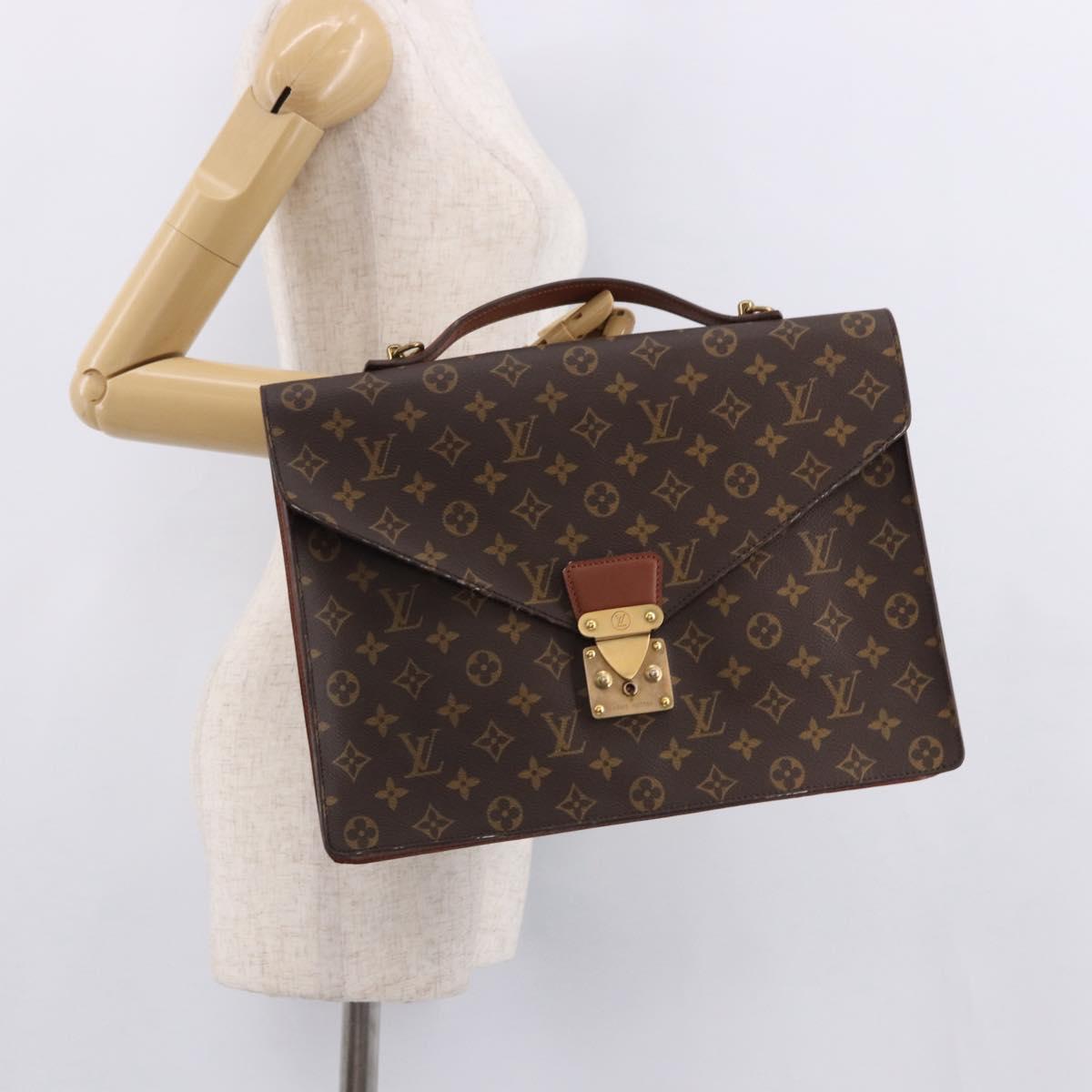 LOUIS VUITTON Monogram Porte Documents Bandouliere Bag M53338 LV Auth 190923