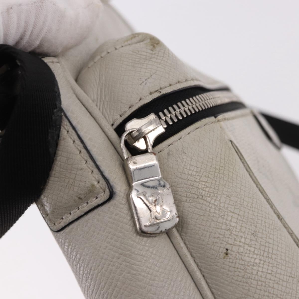 LOUIS VUITTON Tiger Lama Monogram Alpha Messenger Bag White M31069 Auth 190942