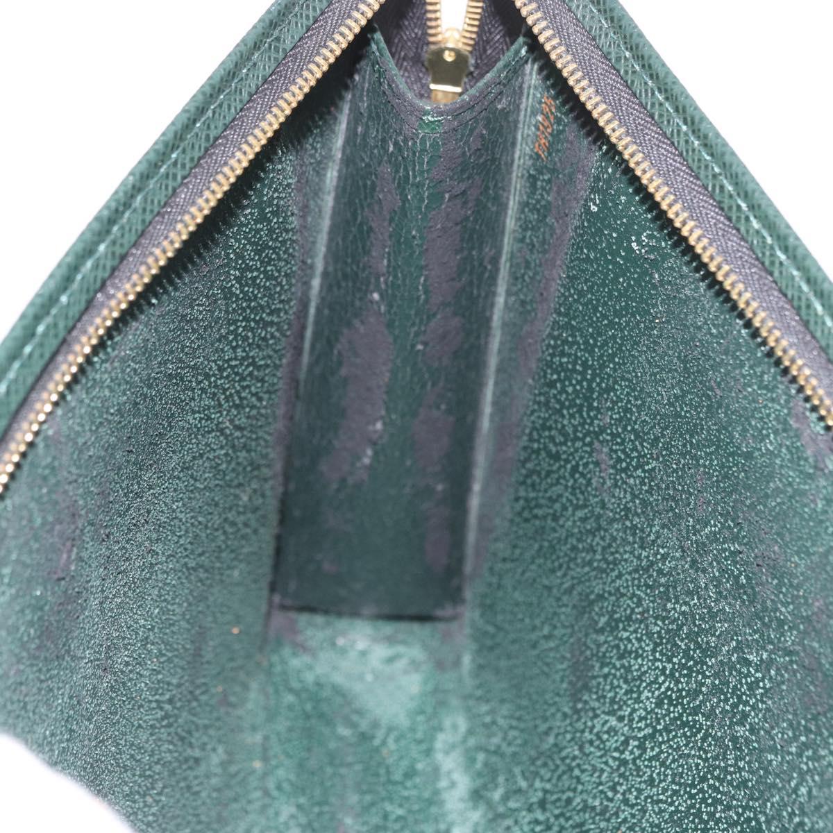 LOUIS VUITTON Taiga Poche Toilette 26 Pouch Epicea LV Auth 190991