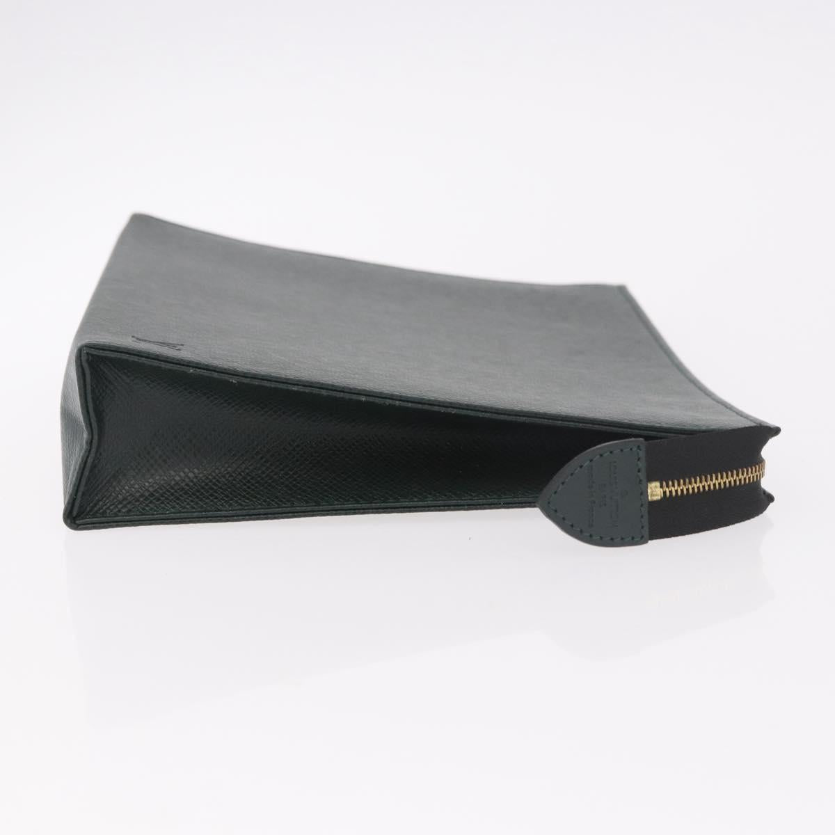 LOUIS VUITTON Taiga Poche Toilette 26 Pouch Epicea LV Auth 190991