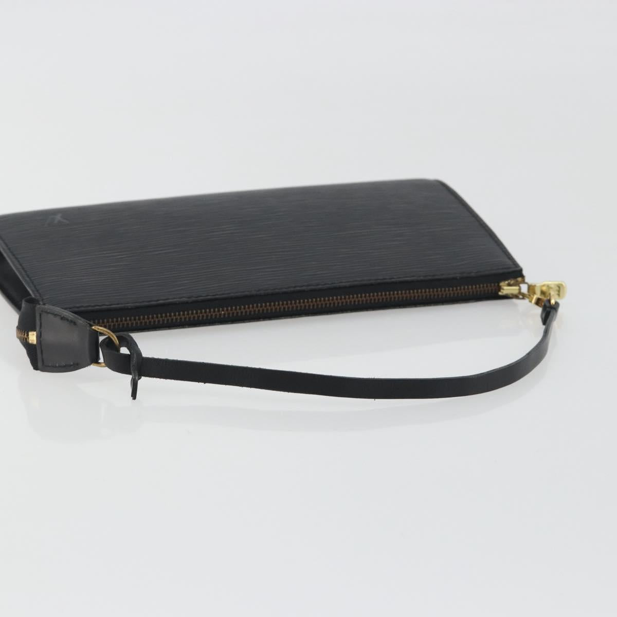 LOUIS VUITTON Epi Pochette Accessoires Pouch Black M52982 LV Auth 191014A
