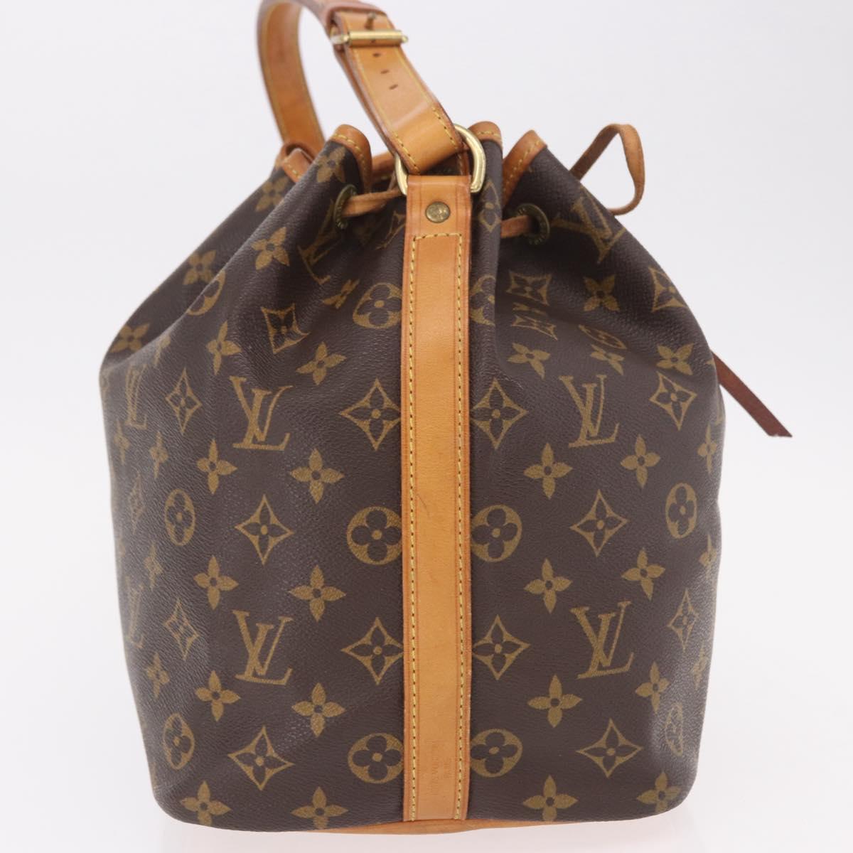 LOUIS VUITTON Monogram Petit Noe Shoulder Bag M42226 LV Auth 191492A