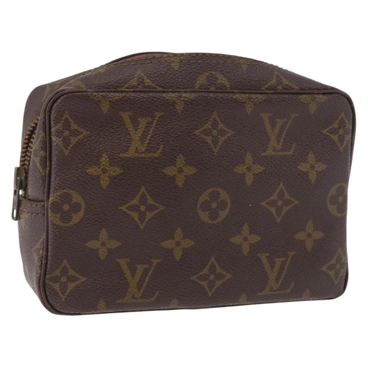 LOUIS VUITTON Monogram Trousse Toilette 18 Pouch M47526 LV Auth 191567