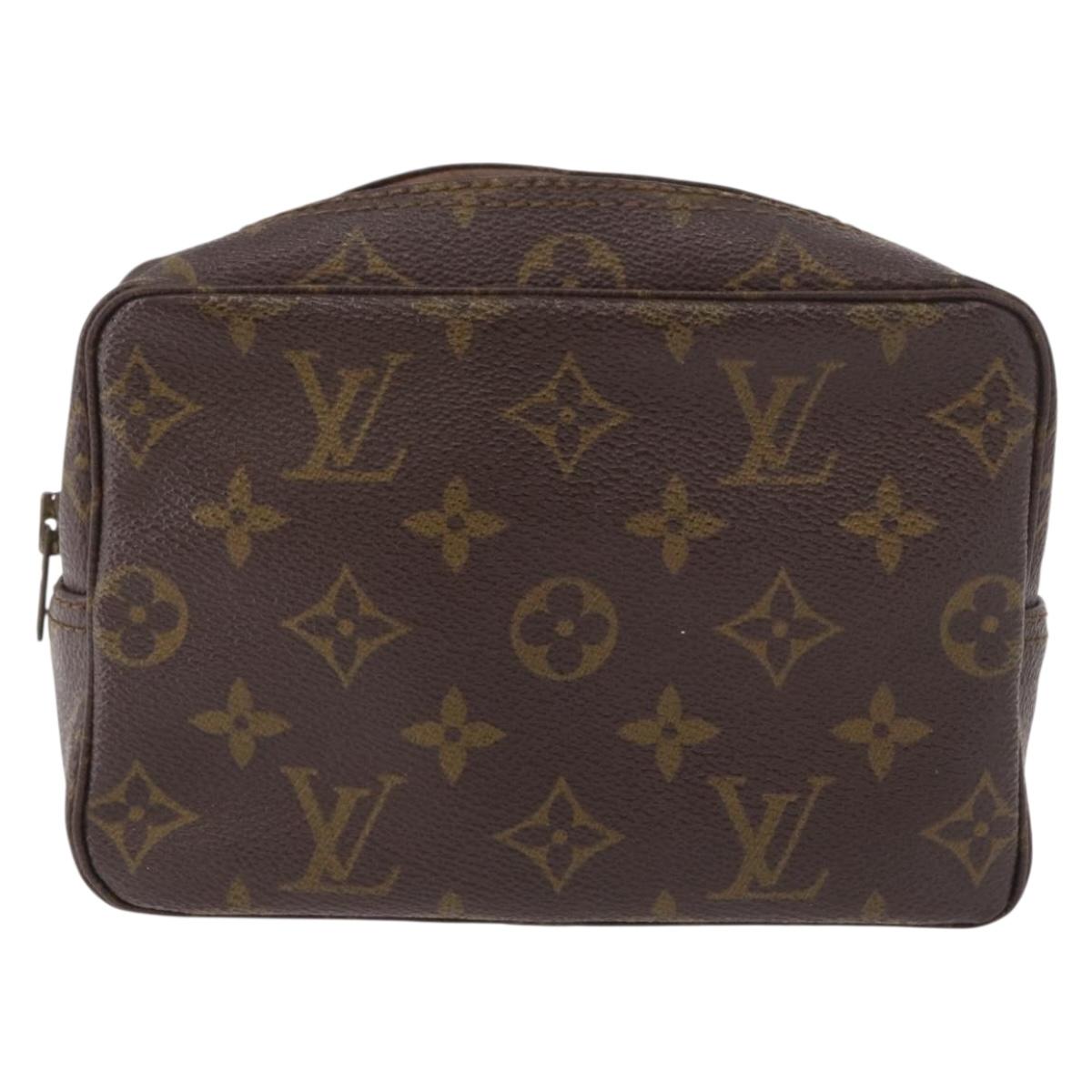 LOUIS VUITTON Monogram Trousse Toilette 18 Pouch M47526 LV Auth 191567