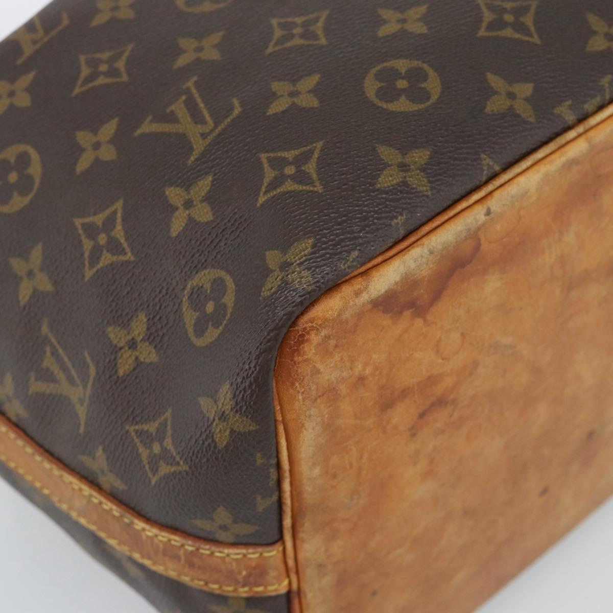LOUIS VUITTON Monogram Petit Noe Shoulder Bag M42226 LV Auth 191632