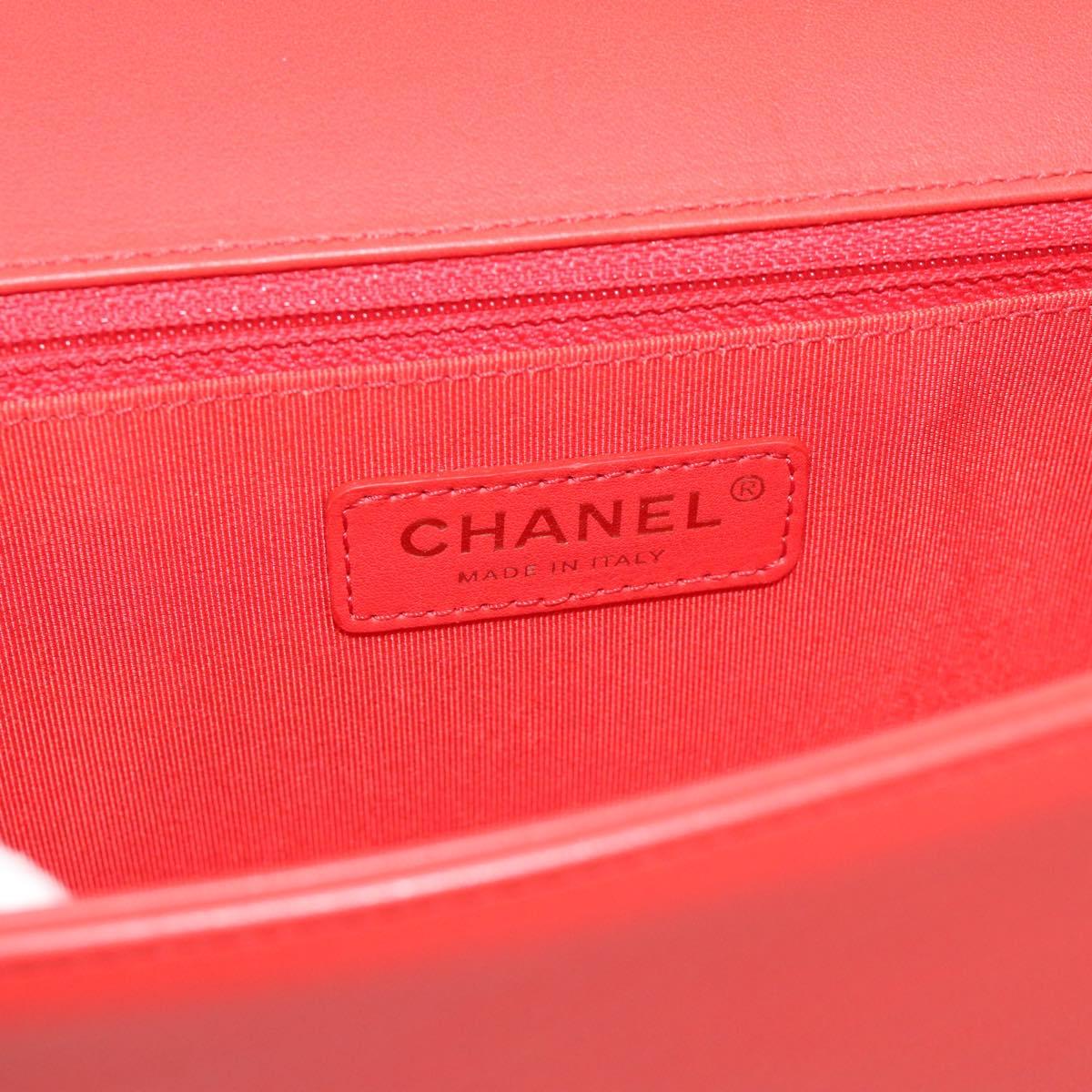 CHANEL Chain Matelasse 28 Boy Chanel Bag Lamb Skin Red Gold CC Auth 191832SAM