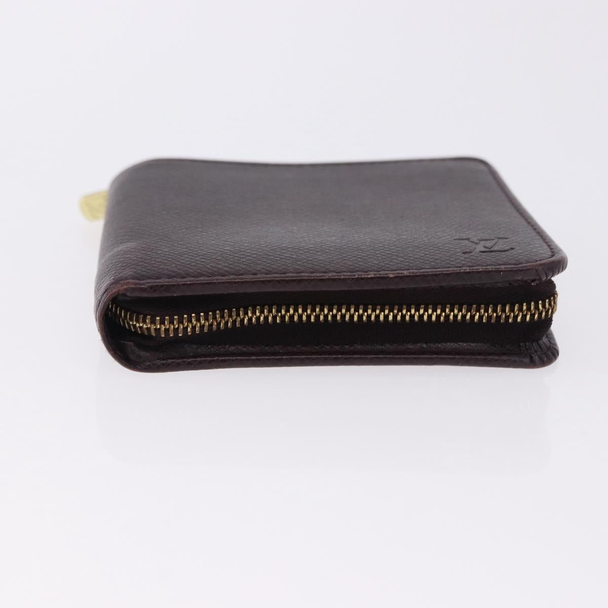 LOUIS VUITTON Taiga Porte Billets Monnaie Zip Wallet Acajou M30676 Auth 191974