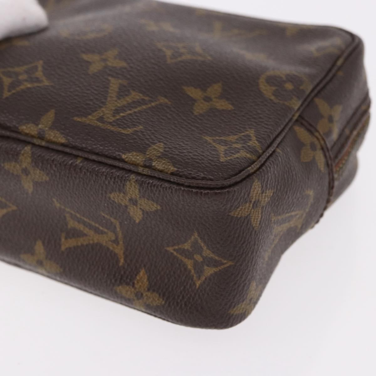 LOUIS VUITTON Monogram Trousse Toilette 18 Pouch M47526 LV Auth 192051