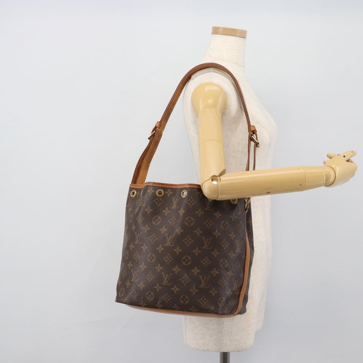 LOUIS VUITTON Monogram Petit Noe Shoulder Bag M42226 LV Auth 192085A
