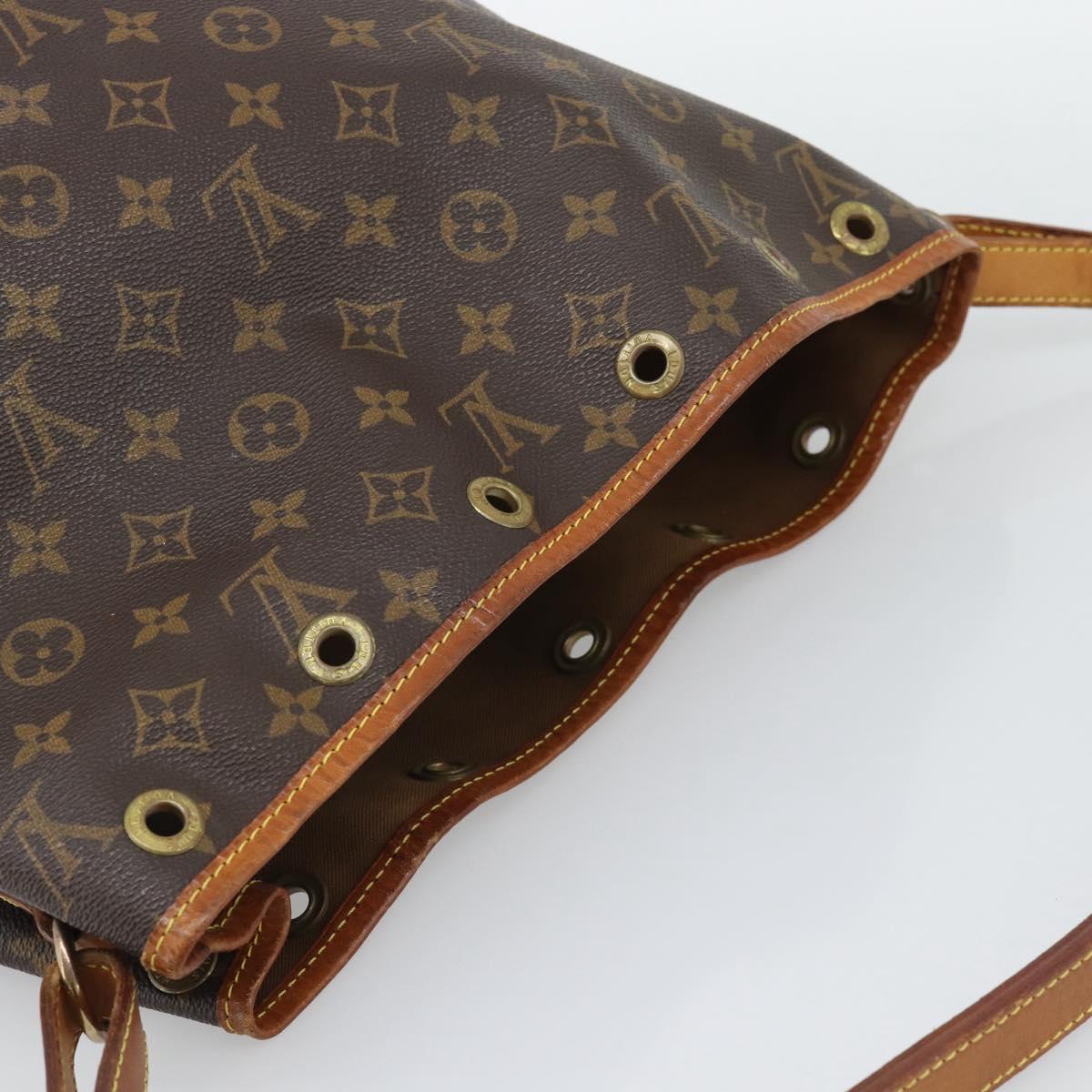 LOUIS VUITTON Monogram Petit Noe Shoulder Bag M42226 LV Auth 192085A