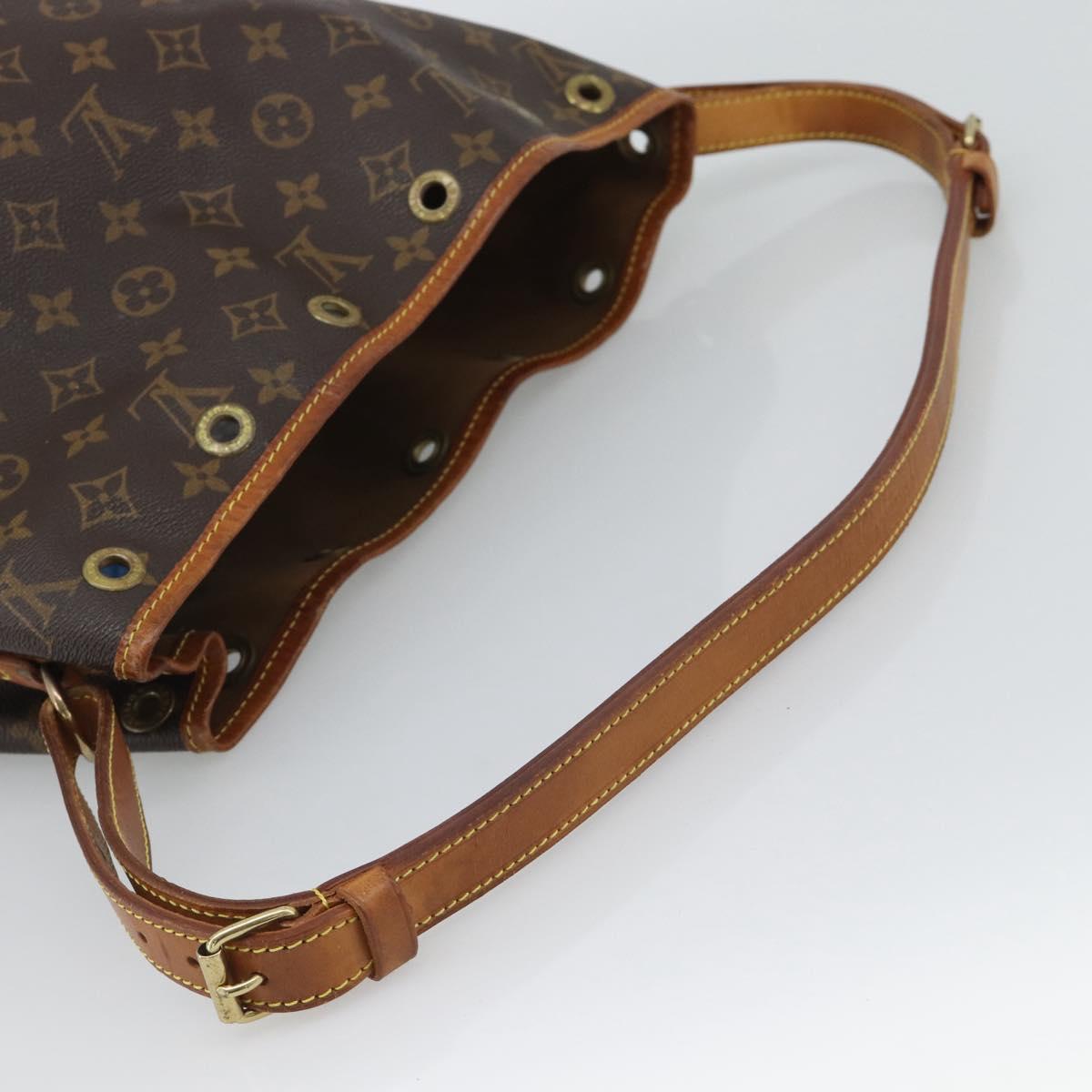 LOUIS VUITTON Monogram Petit Noe Shoulder Bag M42226 LV Auth 192085A