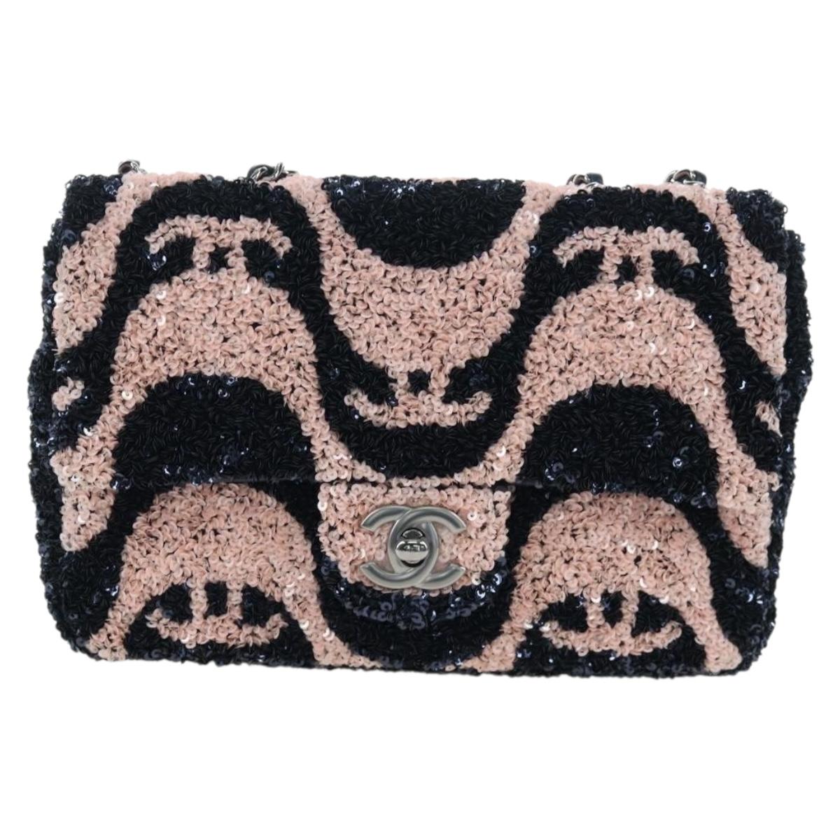 CHANEL Chain Shoulder Bag Leather sequins Navy Silver CC Auth 192127SM