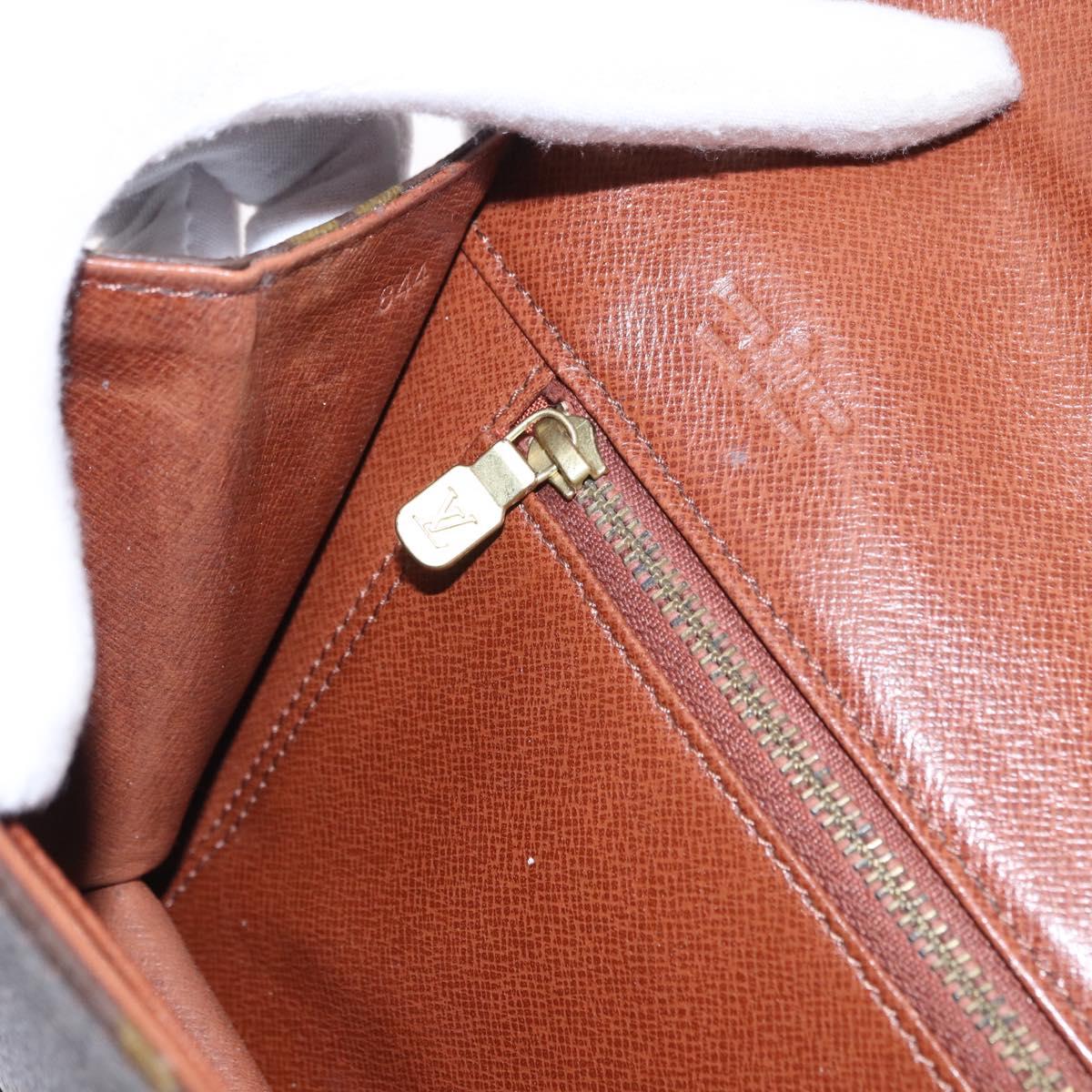 LOUIS VUITTON Monogram Pochette Dam PM Clutch Bag M51812 LV Auth 192281