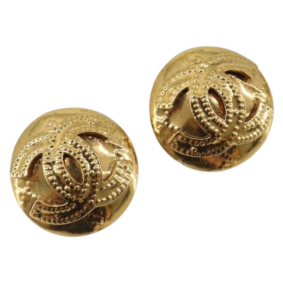 CHANEL COCO Mark Earring Metal Gold Tone CC Auth 192384