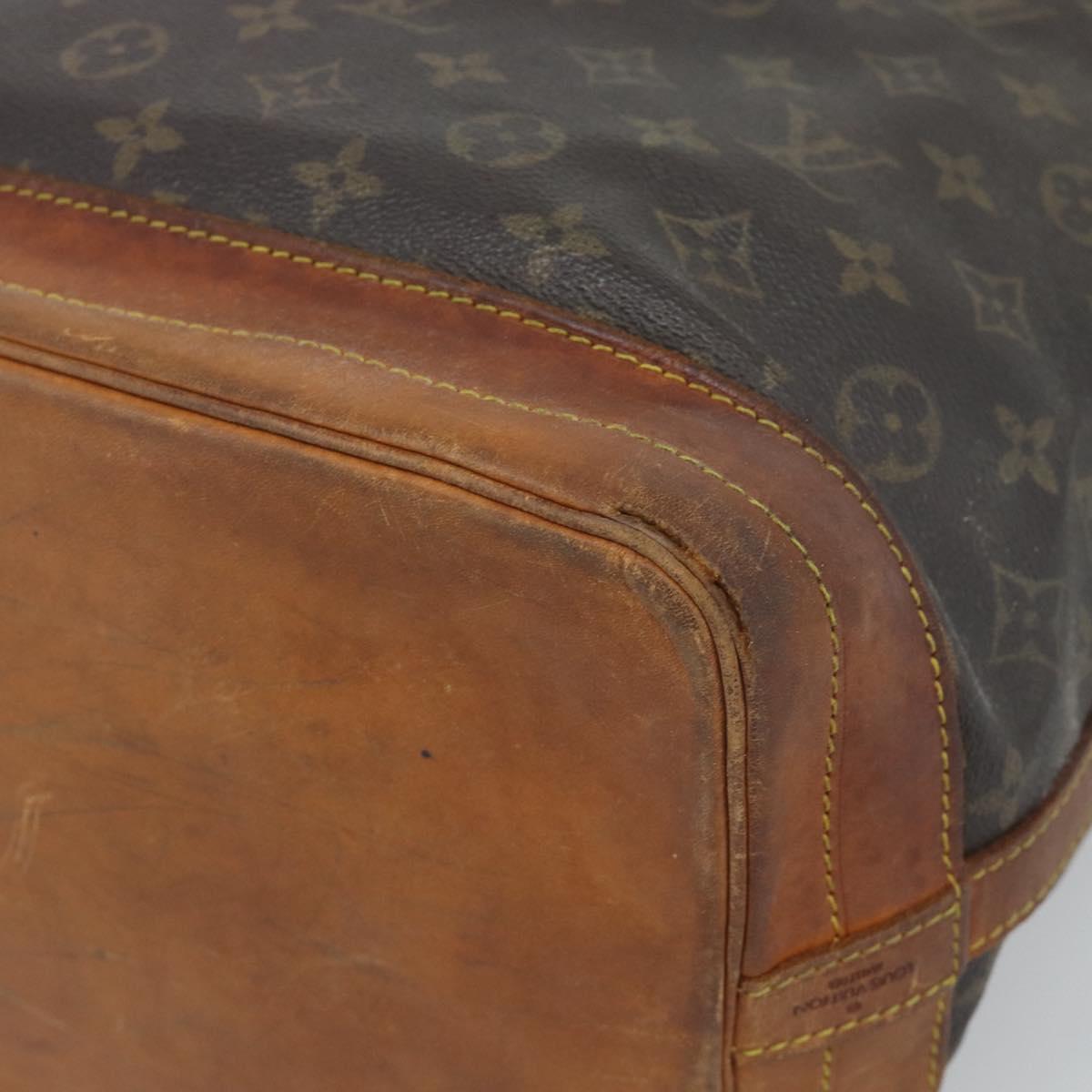 LOUIS VUITTON Monogram Petit Noe Shoulder Bag M42226 LV Auth 192516